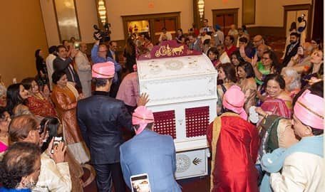 Carriage Limousine Service - Horse Drawn Carriages: One one of a kind Indian Wedding Dolis at a wedding in Pittsburgh, PA.